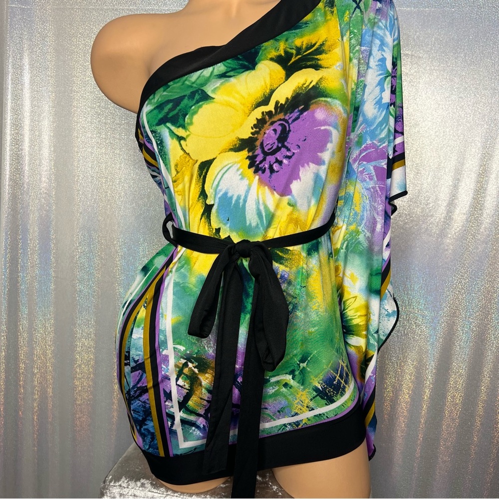 Entry blouse tie at waist one shoulder bay wing belted open shoulder floral top - Picture 2 of 13